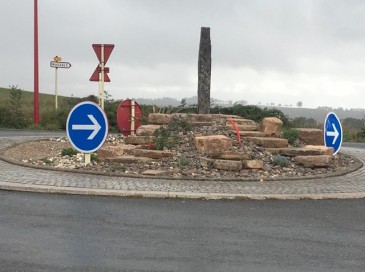 Réaménagement du rond-point du village